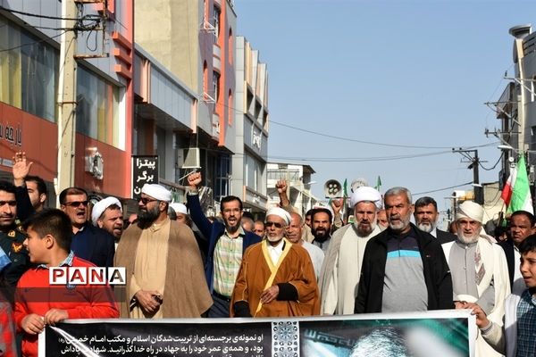 حضور پرشور دانش‌آموزان و مردم شهر گله‌دار در راهپیمایی 22 بهمن