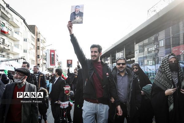 راهپیمایی ۲۲ بهمن در تهران - 2