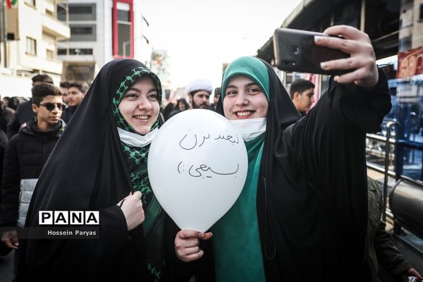 راهپیمایی ۲۲ بهمن در تهران - 2