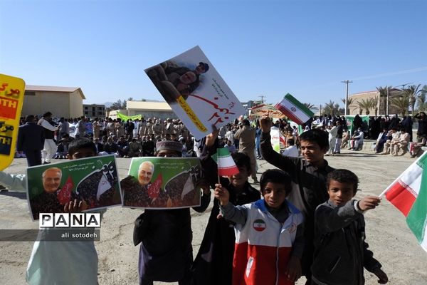 راهپیمایی 22 بهمن در سراوان