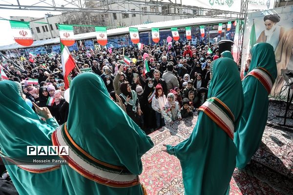 راهپیمایی ۲۲ بهمن در تهران - 3