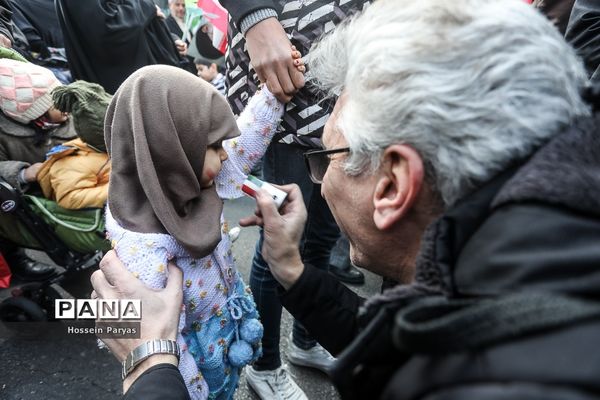 راهپیمایی ۲۲ بهمن در تهران - 3