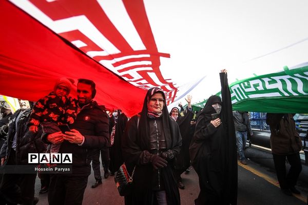 راهپیمایی ۲۲ بهمن در تهران - 3