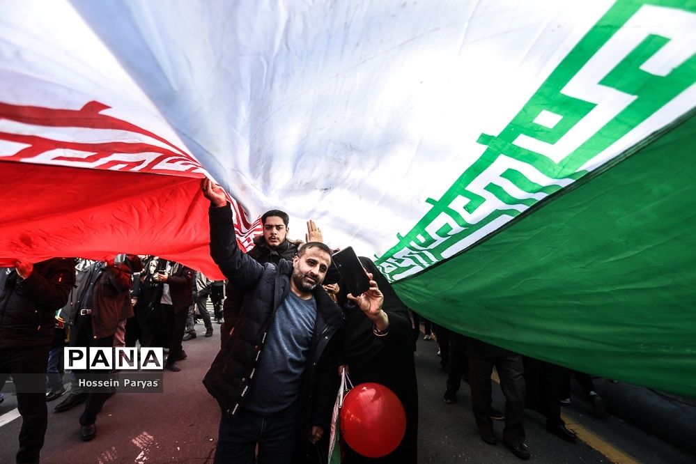 راهپیمایی ۲۲ بهمن در تهران - 3