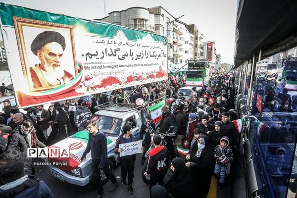 راهپیمایی ۲۲ بهمن در تهران - 3