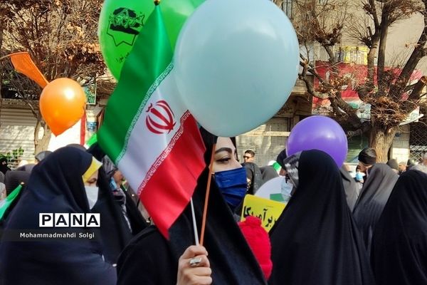 برگزاری پرشور جشن پیروزی انقلاب اسلامی باحضور مردم یک دل و متحد شهرستان شهریار