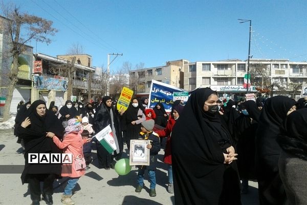راهپیمایی یوم الله  ۲۲بهمن در فارسان