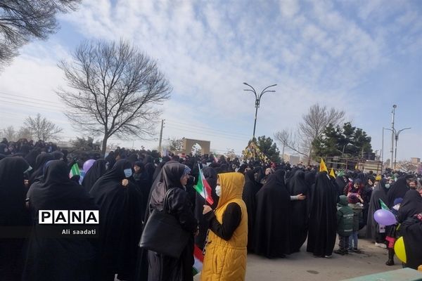 راهپیمایی باشکوه ۲۲ بهمن در چهل و چهارمین سالگرد پیروزی انقلاب اسلامی شهر مهستان شهرستان ساوجبلاغ