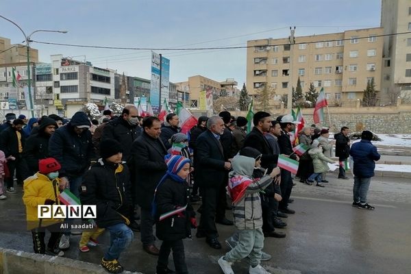 راهپیمایی باشکوه ۲۲ بهمن در چهل و چهارمین سالگرد پیروزی انقلاب اسلامی شهر مهستان شهرستان ساوجبلاغ