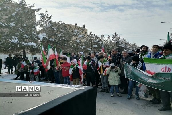 راهپیمایی باشکوه ۲۲ بهمن در چهل و چهارمین سالگرد پیروزی انقلاب اسلامی شهر مهستان شهرستان ساوجبلاغ