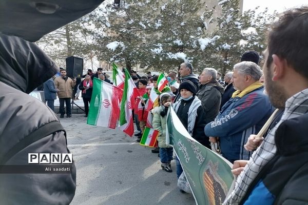 راهپیمایی باشکوه ۲۲ بهمن در چهل و چهارمین سالگرد پیروزی انقلاب اسلامی شهر مهستان شهرستان ساوجبلاغ