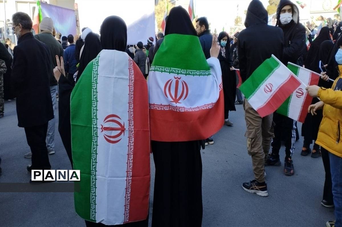 شرکت گسترده مردم خراسان جنوبی در راهپیمایی 22 بهمن