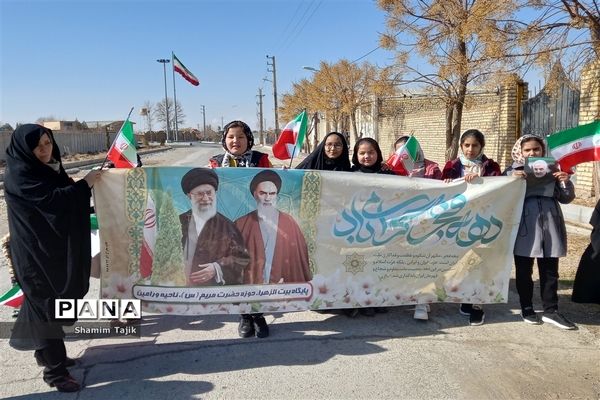 راهپیمایی ۲۲بهمن در روستای رستم آباد بخش جواد آباد