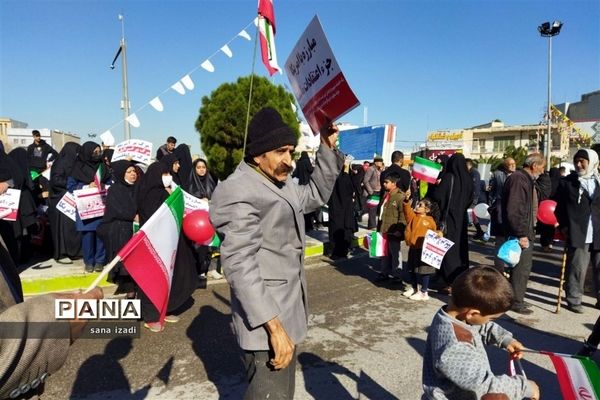 راهپیمایی 22 بهمن در کازرون