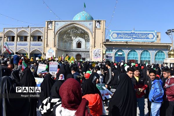 حضور پرشور مردم انقلابی شهرستان پیشوا در راهپیمایی 22 بهمن