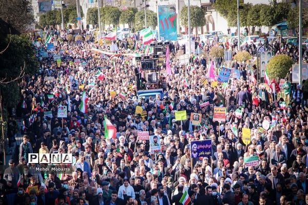 راهپیمایی ۲۲ بهمن در شهرستان نکا