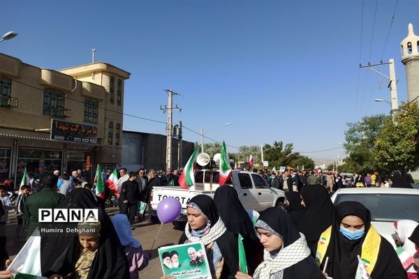 راهپیمایی 22 بهمن در منطقه خشت وکمارج