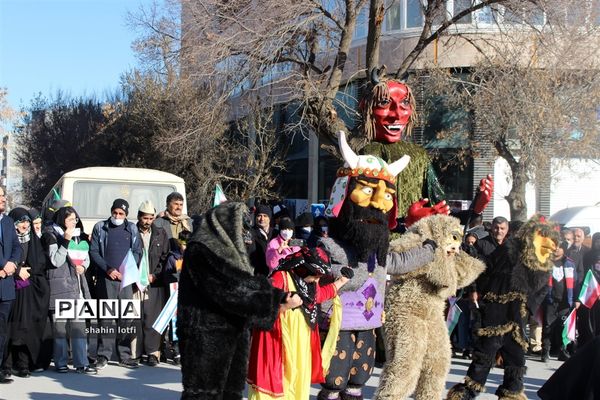 راهپیمایی مردم کرمانشاه در مراسم 22 بهمن