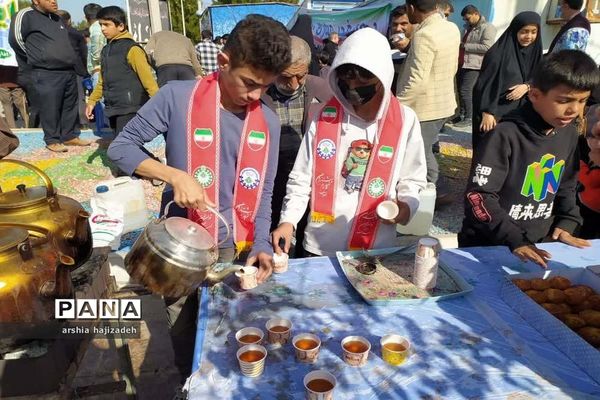 راهپیمایی 22 بهمن در گناوه