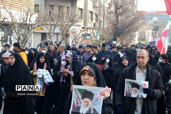 حضور حماسی مردم انقلابی در چهل و چهارمین سالگرد پیروزی انقلاب اسلامی