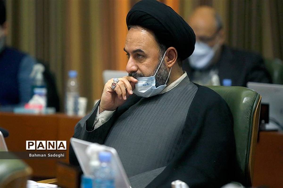 توصیه عضو شورای شهر تهران به ساکنان شمال پایتخت؛ زنجیر چرخ ببندید