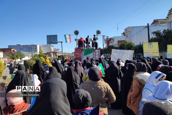 راهپیمایی بیست و دو بهمن در شهرستان آزادشهر