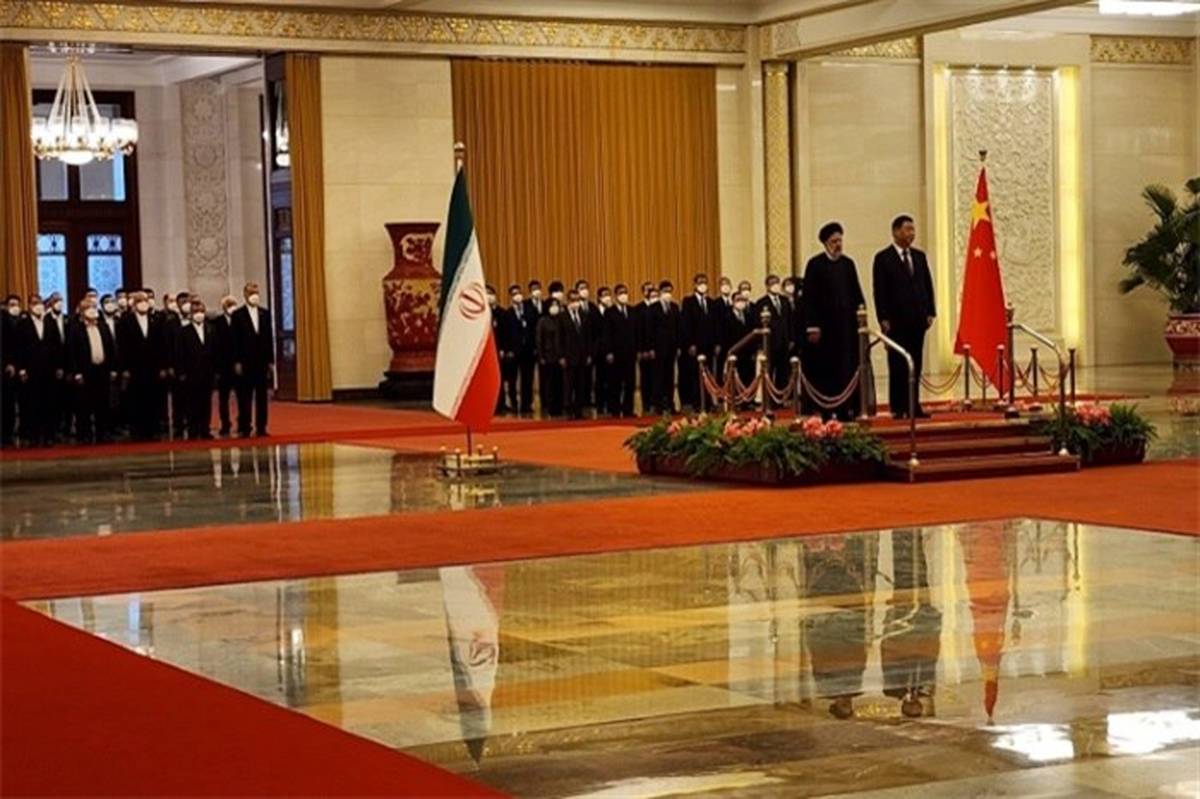 استقبال رسمی ‌‌شی جین پینگ‌ ‌از آیت‌الله رئیسی در محل ساختمان کنگره چین
