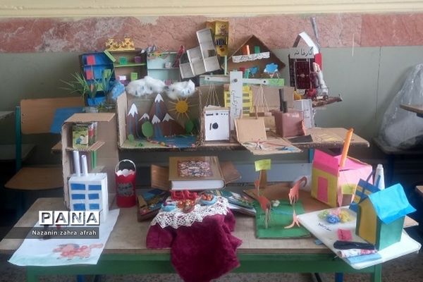 برگزاری نمایشگاه دست‌سازه‌ها در مدارس ابتدایی رودهن
