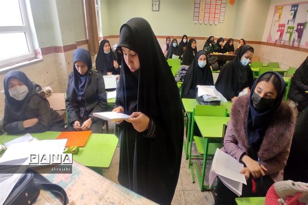 برگزاری مسابقات قرآن وعترت دانش‌آموزان دخترمنطقه کهریزک