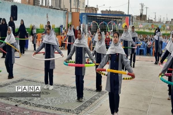 برگزاری المپیاد ورزشی در دبستان فاطمیه  ابرکوه