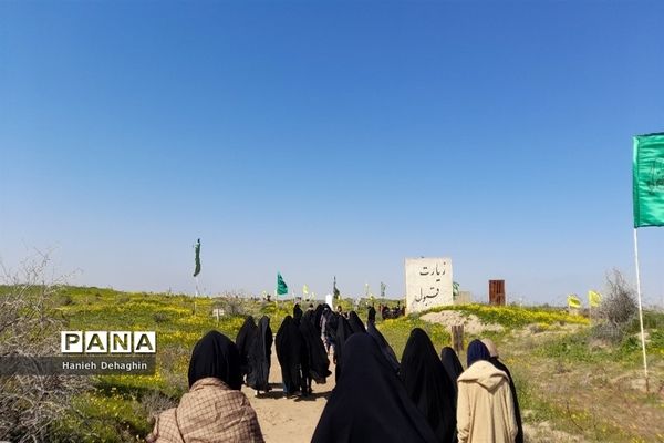 بازدید زائران راهیان نور از اماکن عملیات دفاع مقدس در خوزستان