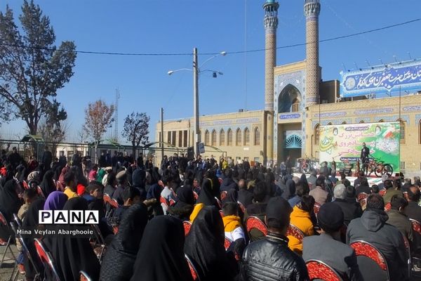 همایش بزرگ پیاده‌روی خانوادگی درشهرستان پیشوا
