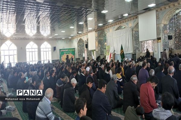 برگزاری نماز جمعه در کاشمر