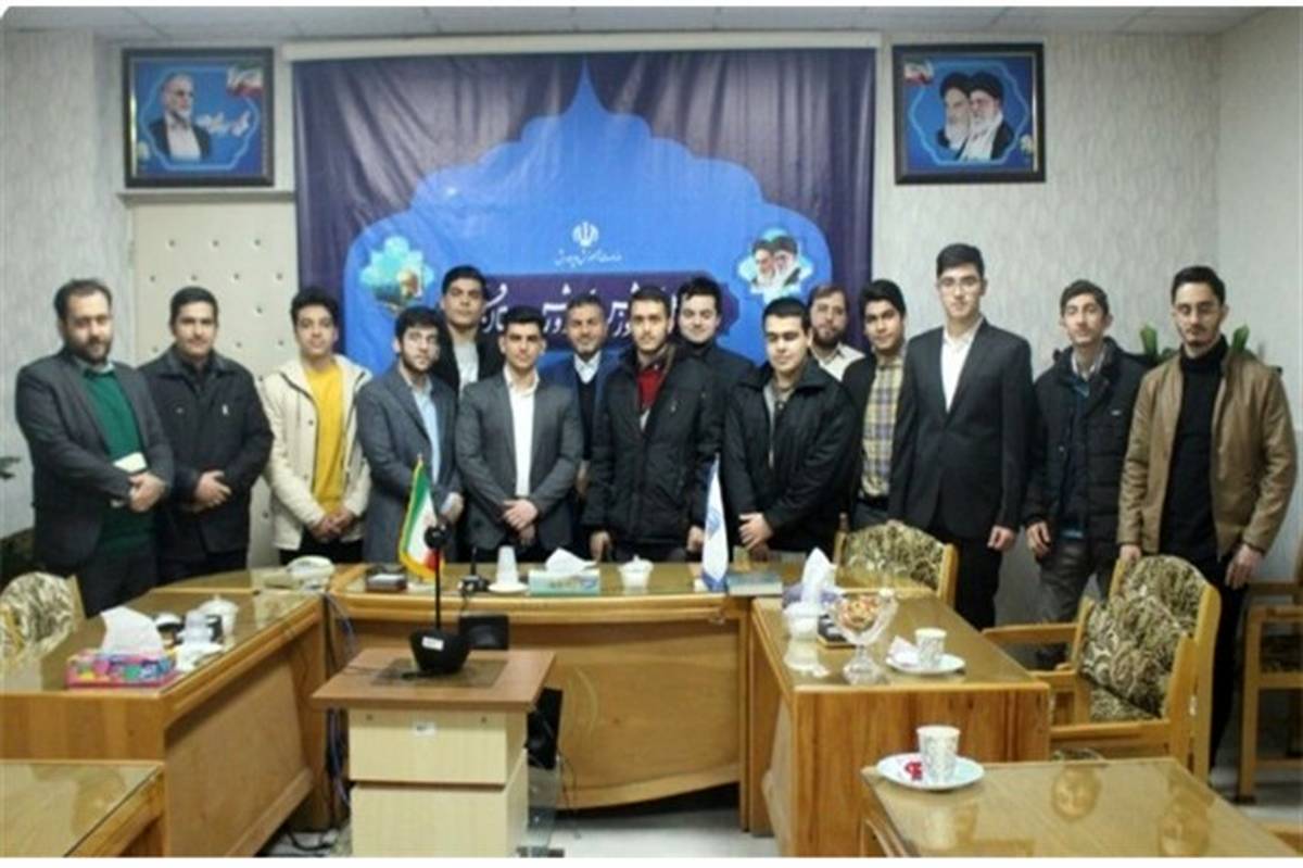نشست مشورتی مدیرکل آموزش و پرورش استان قم با نمایندگان تشکل های دانش آموزی