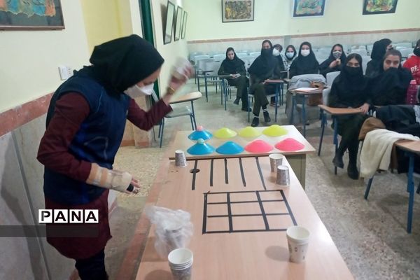 زنگ‌های ورزش پویا و متنوع در مدارس رودهن