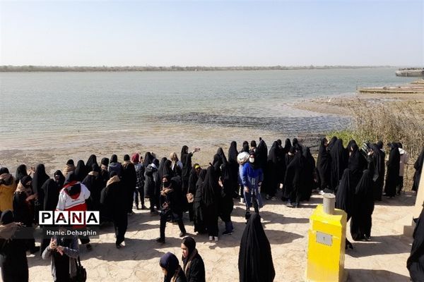 اختتامیه سفر زائران راهیان‌نور دانش‌آموزان پاکدشتی