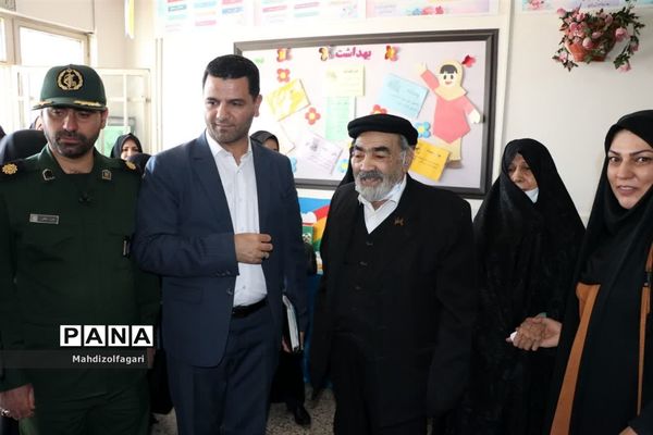 آیین نام‌گذاری آموزشگاه ابتدایی شهید امیر حسین بوربور عظیمی