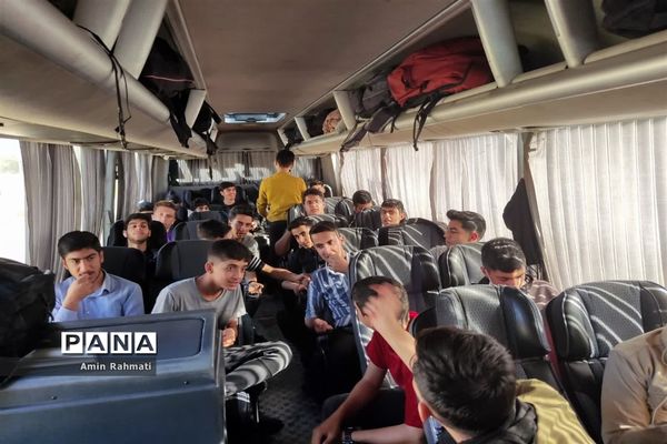 اعزام کاروان راهیان نور دانش‌آموزان پسر ناحیه 4 شیراز