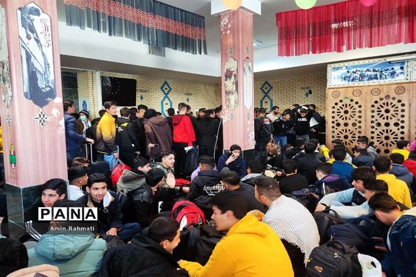 اعزام کاروان راهیان نور دانش‌آموزان پسر ناحیه 4 شیراز