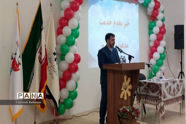 برگزاری یادواره  شهدا در دبیرستان فرزانگان ۸