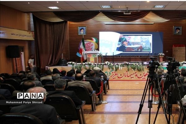 آیین گرامیداشت هفته کانون‌های فرهنگی و تربیتی در کانون سمیه شیراز