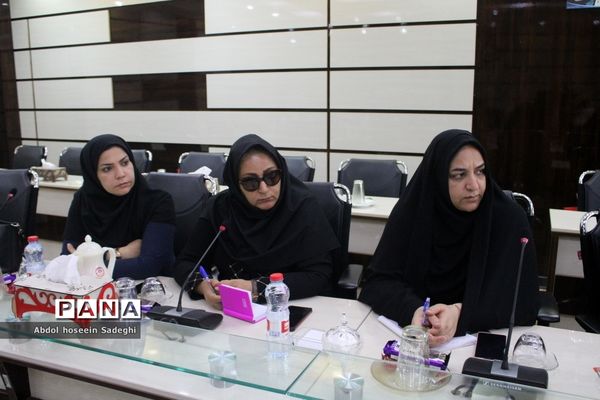 جلسه شورای برنامه‌ریزی و نظارت سازمان ملی تعلیم و تربیت کودک استان بوشهر