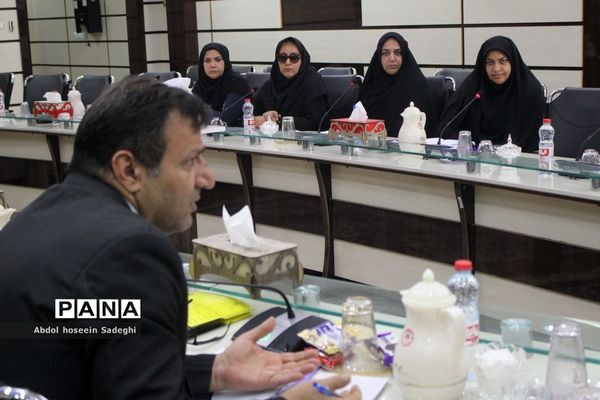 جلسه شورای برنامه‌ریزی و نظارت سازمان ملی تعلیم و تربیت کودک استان بوشهر