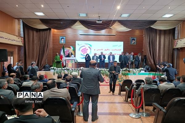 نمایشگاه آثار کانون‌های برتر طرح تحولی فارس در سالروز تاسیس و هفته کانون‌های فرهنگی  و تربیتی