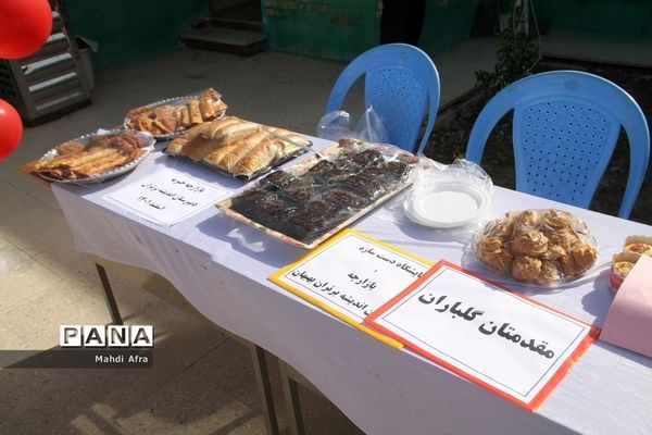 برگزاری نمایشگاه دست‌سازه و بازارچه دانش‌آموزی در دبیرستان غیر دولتی  اندیشه برتران بهبهان