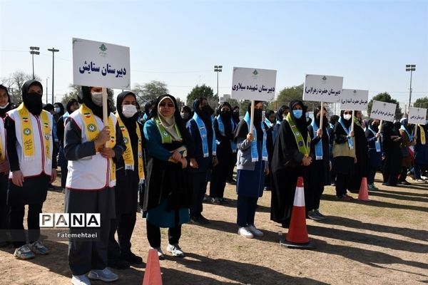 برگزاری مانور ۲۰۰۰ نفری تداوم انقلاب با یاوران انقلاب در اهواز