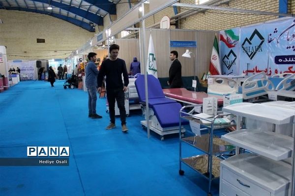 اولین نمایشگاه تخصصی تجهیزات پزشکی و دانش‌ بنیان شهرستان اسلامشهر