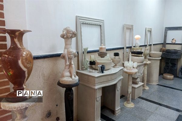 افتتاحیه نمایشگاه دائمی صنایع‌دستی در شهرستان قرچک