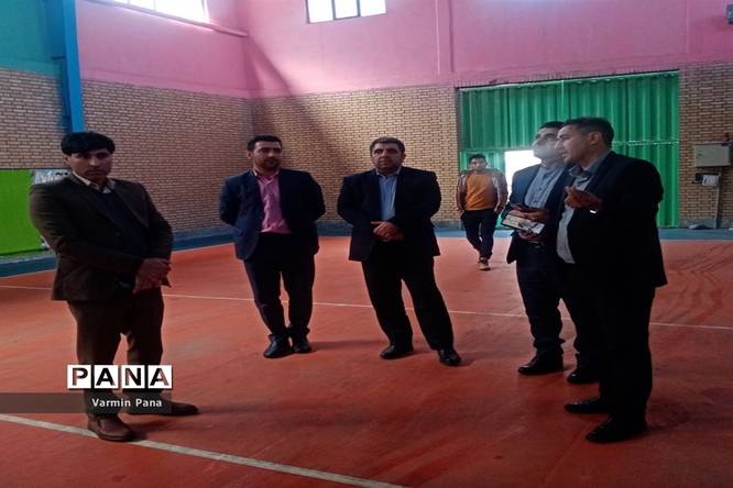 بازدید معاون تربیت بدنی شهرستان های استان تهران از مدارس شهرستان ورامین