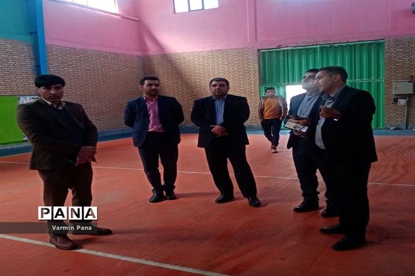 بازدید معاون تربیت بدنی  شهرستان های استان تهران از مدارس شهرستان ورامین